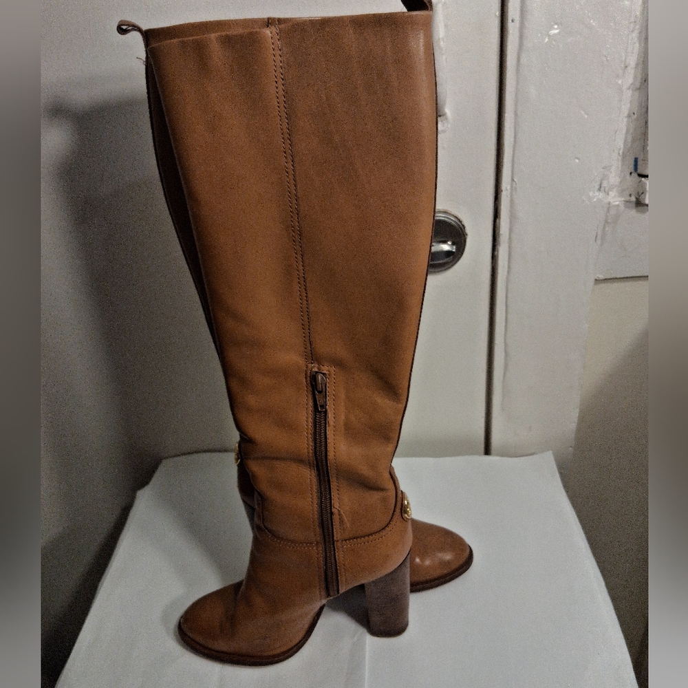 Camel leather Tory Burch tall boots Size 8.5M